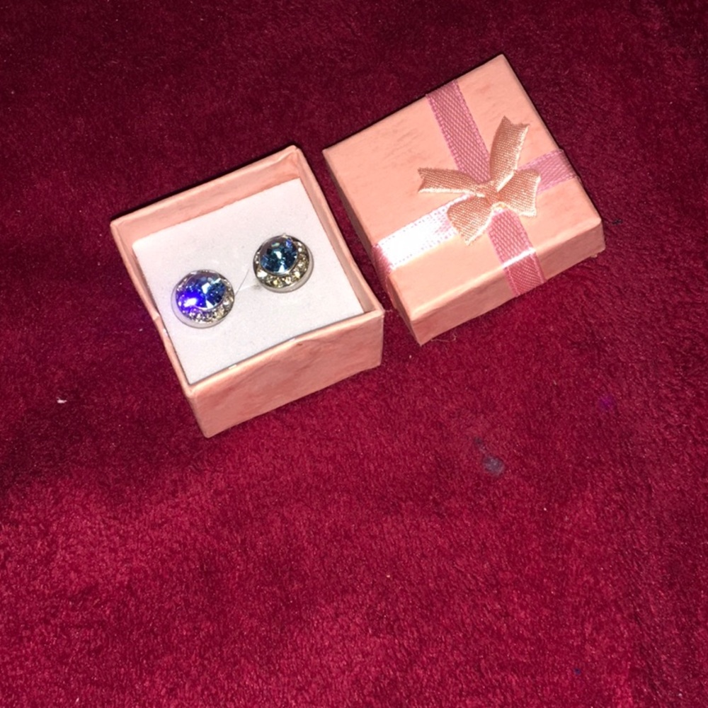 Earrings set